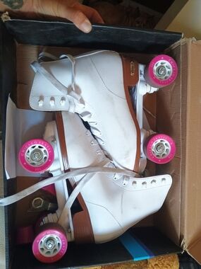 Chicago Skates Ladies Athletic Rink Shoes - White